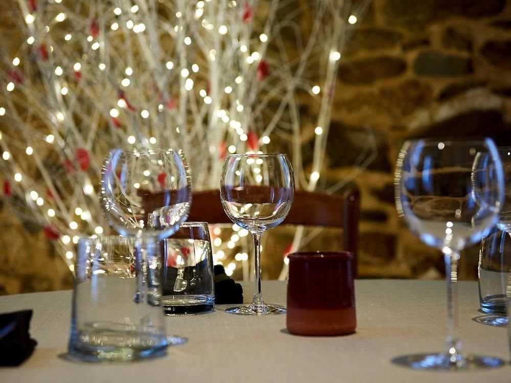Logis Hotel Le Grand Cerf Ernée Esterno foto